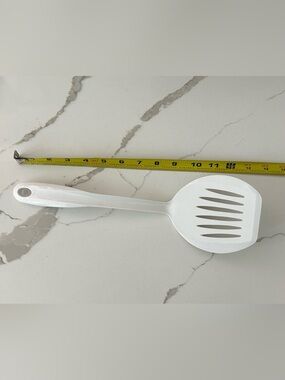 Oneida White Nylon Slotted Turner Spatula 17” Large Heat Resistant USA Kitchen
